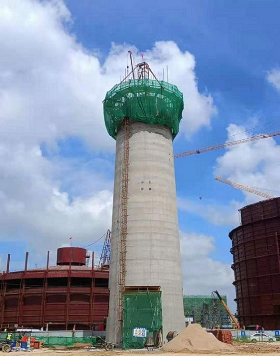 烟囱建筑公司的专业之道:构筑安全与效率的工业地标