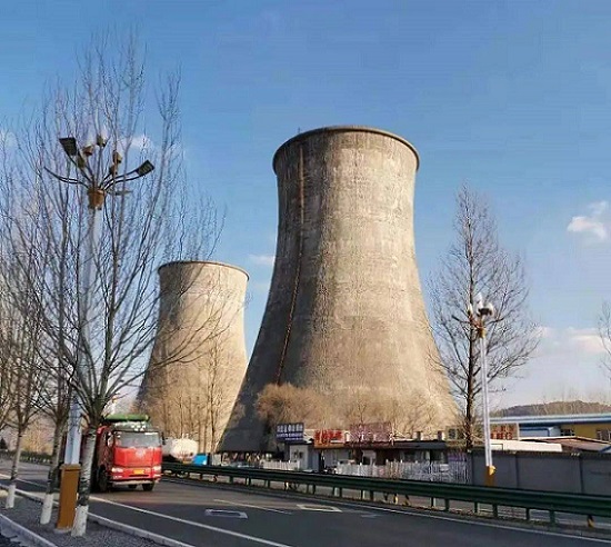 电厂冷却塔拆除:建筑拆除与环境保护并重
